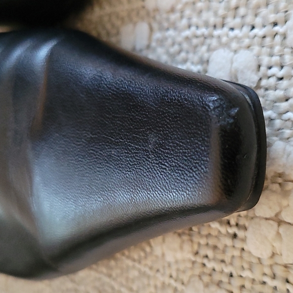 Michael Shannon heels - Picture 5 of 6